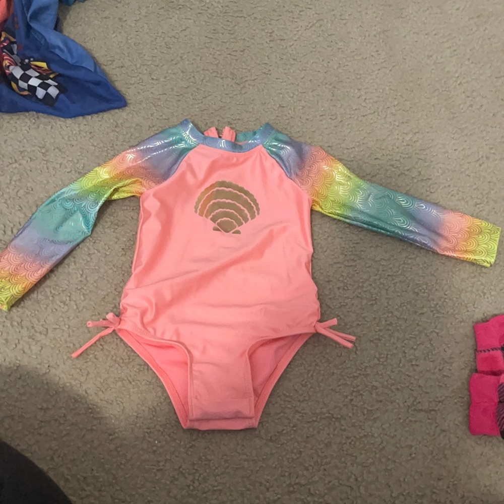 Bathing suit